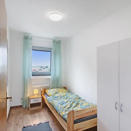 Apartment 4 Auch Fuer Monteure *