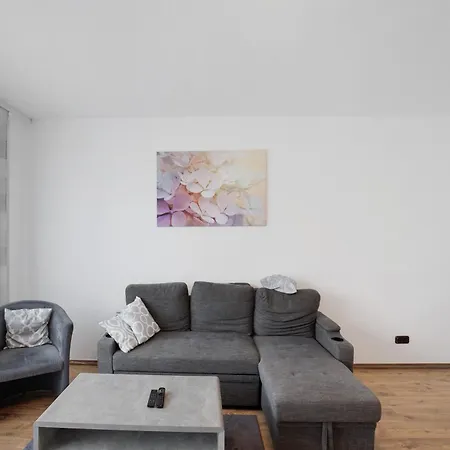 4 Auch Fuer Monteure Apartment *