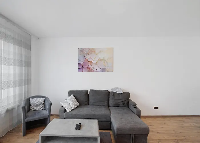 4 Auch Fuer Monteure * Bruchköbel