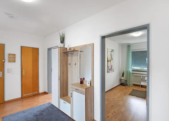 Διαμέρισμα 4 Auch Fuer Monteure *