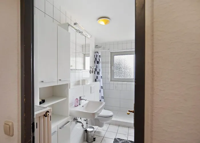 4 Auch Fuer Monteure * Bruchköbel